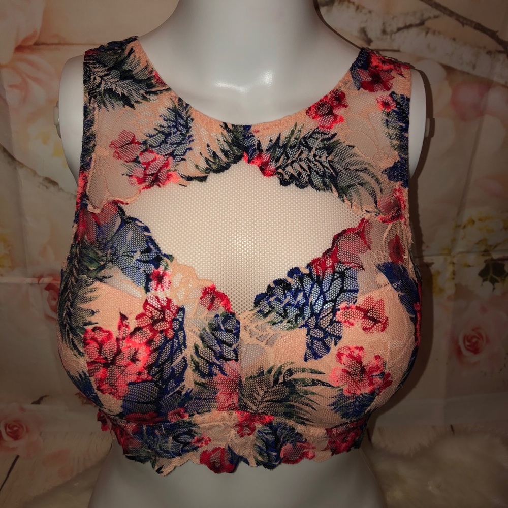 PINK Victoria’s Secret high neck bra